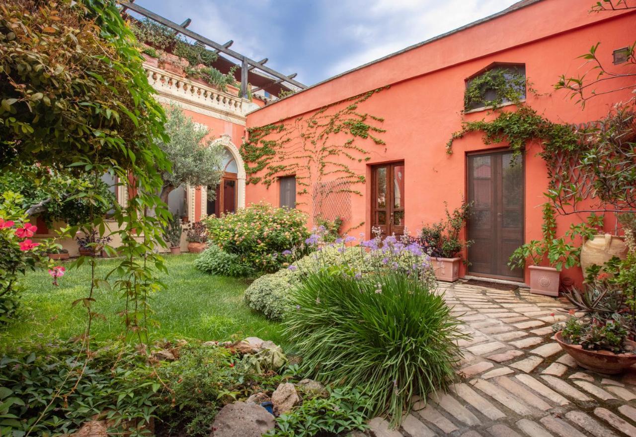 Casa Isotta Bed & Breakfast Quartu Sant'Elena Exterior photo